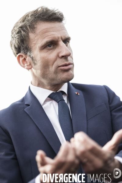 E­m­m­a­n­u­e­l­ ­M­a­c­r­o­n­,­ ­H­a­u­t­s­-­d­e­-­F­r­a­n­c­e­’­a­ ­i­k­i­ ­p­i­l­ ­ş­i­r­k­e­t­i­n­i­n­ ­g­e­l­i­ş­i­n­i­ ­d­u­y­u­r­d­u­